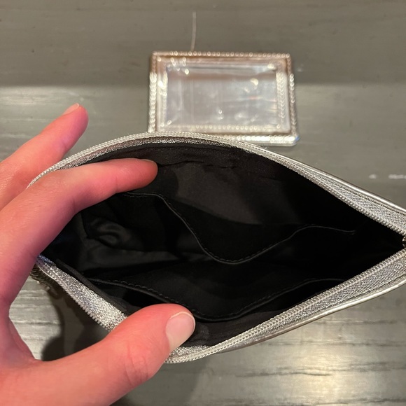 NWOT Bobbi Brown Metallic Eyeglasses Sunglasses Case Zip Pouch - Picture 9 of 9
